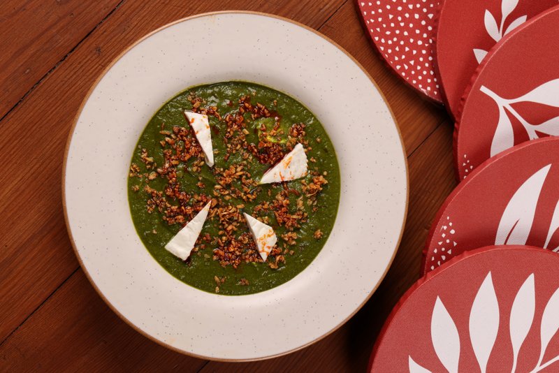 Lehsooni Palak Paneer